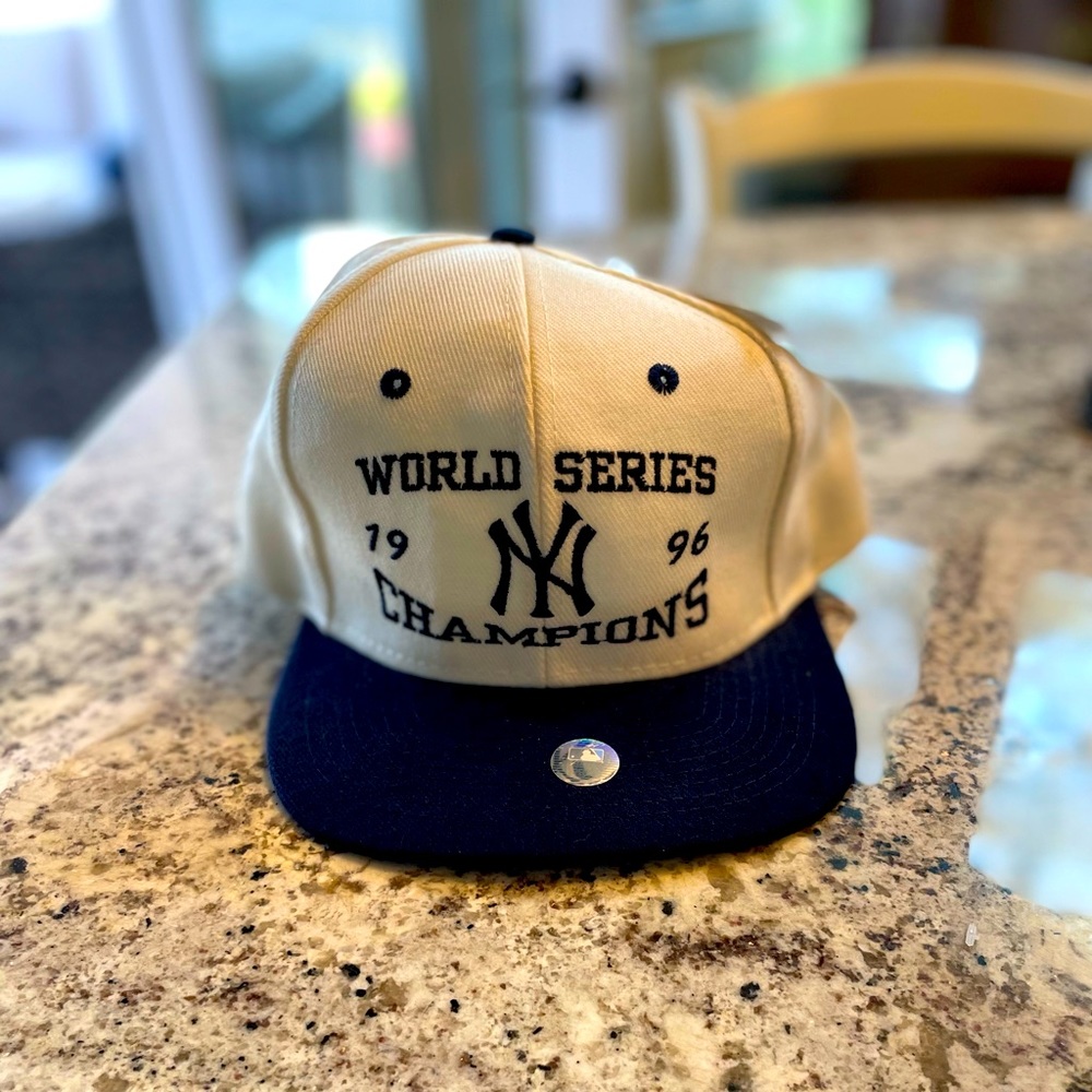 NY Yankees SnapBack hat